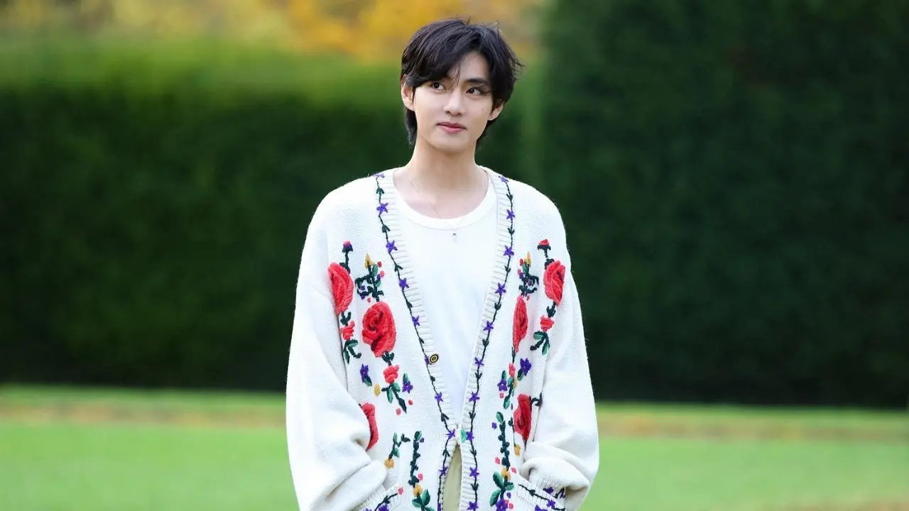Home / Entertainment / Korean Entertainment / Article / BTS' Kim Taehyung aka V announces new project Rêve - check out release date for possible photobook