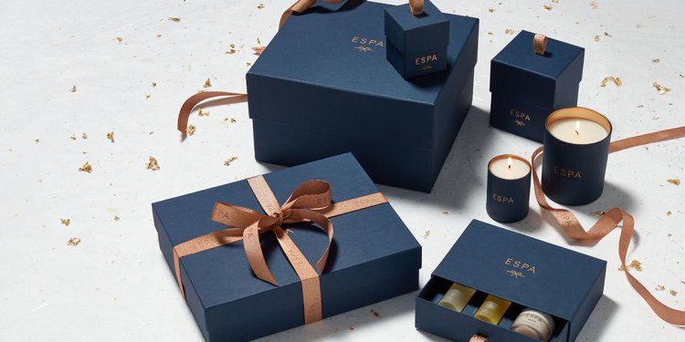 Elevating Experiences with Custom Gift Boxes with logo