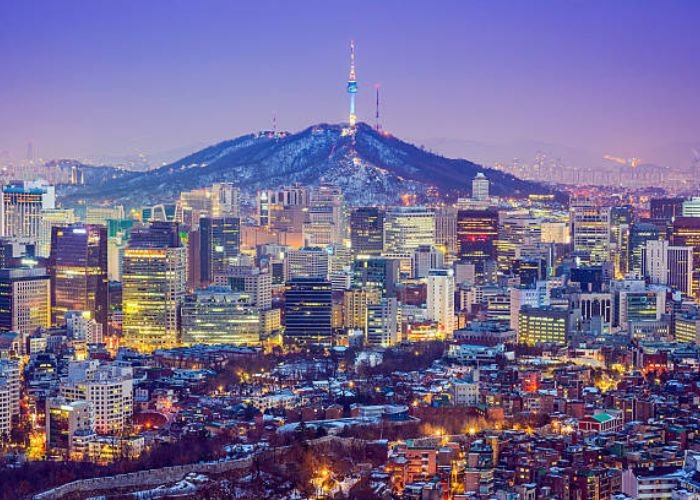 Shopping in South Korea: From Street Markets to Luxury Boutiques